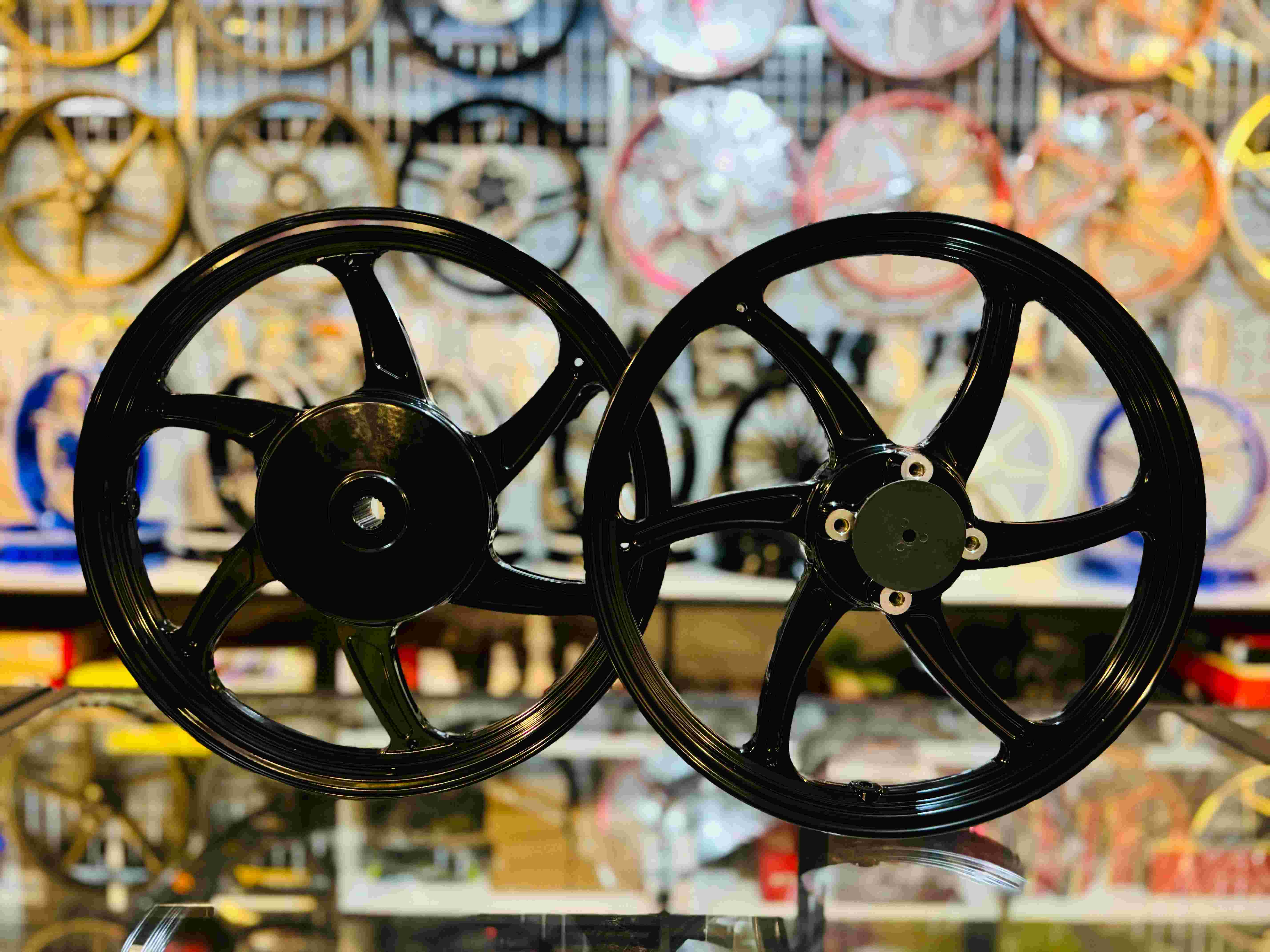 VND SIXSTAR V1 MIO M3 BLACK