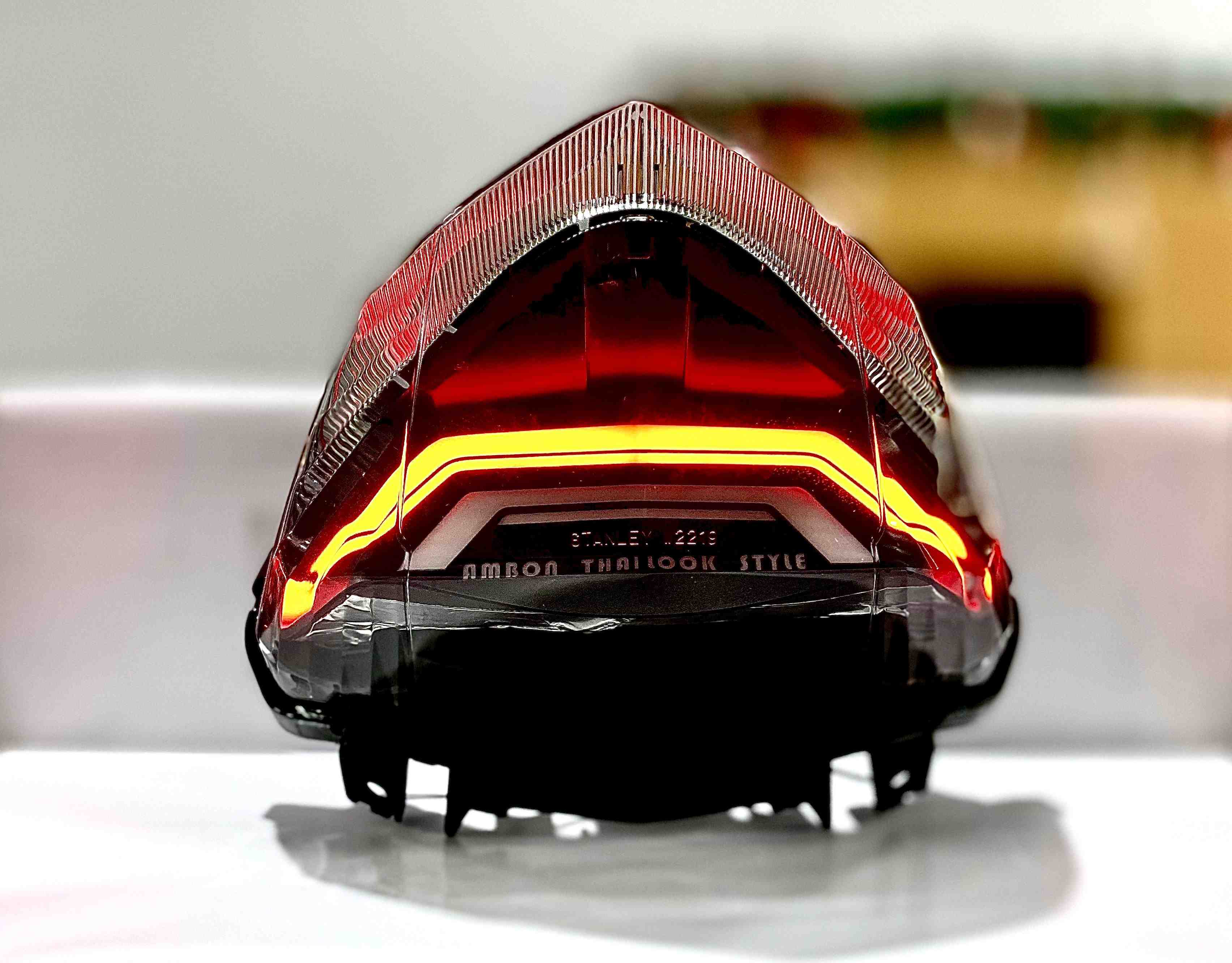 LAMPU LAZZY BELAKANG MIO M3