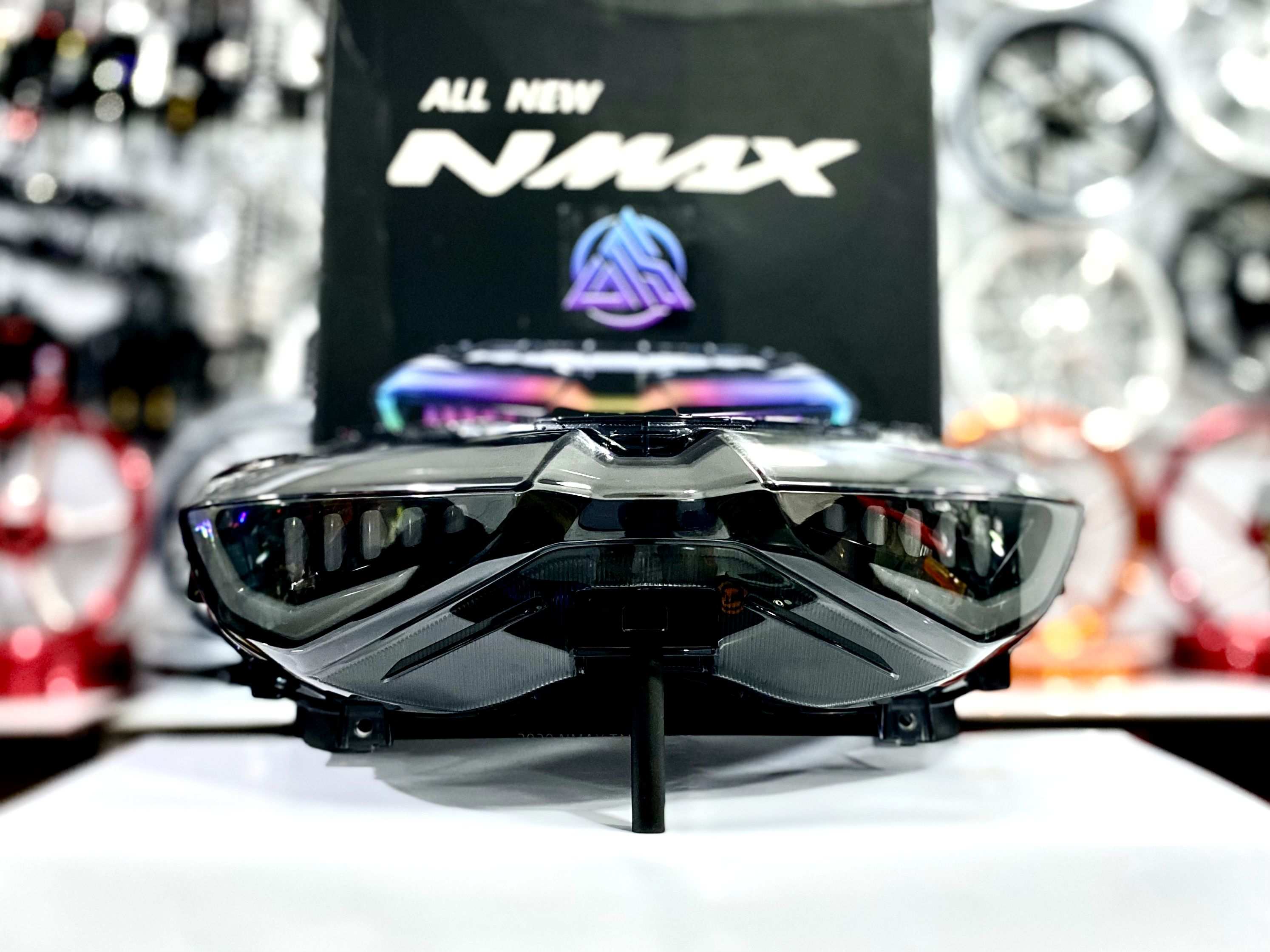 LAMPU BELAKANG NMAX