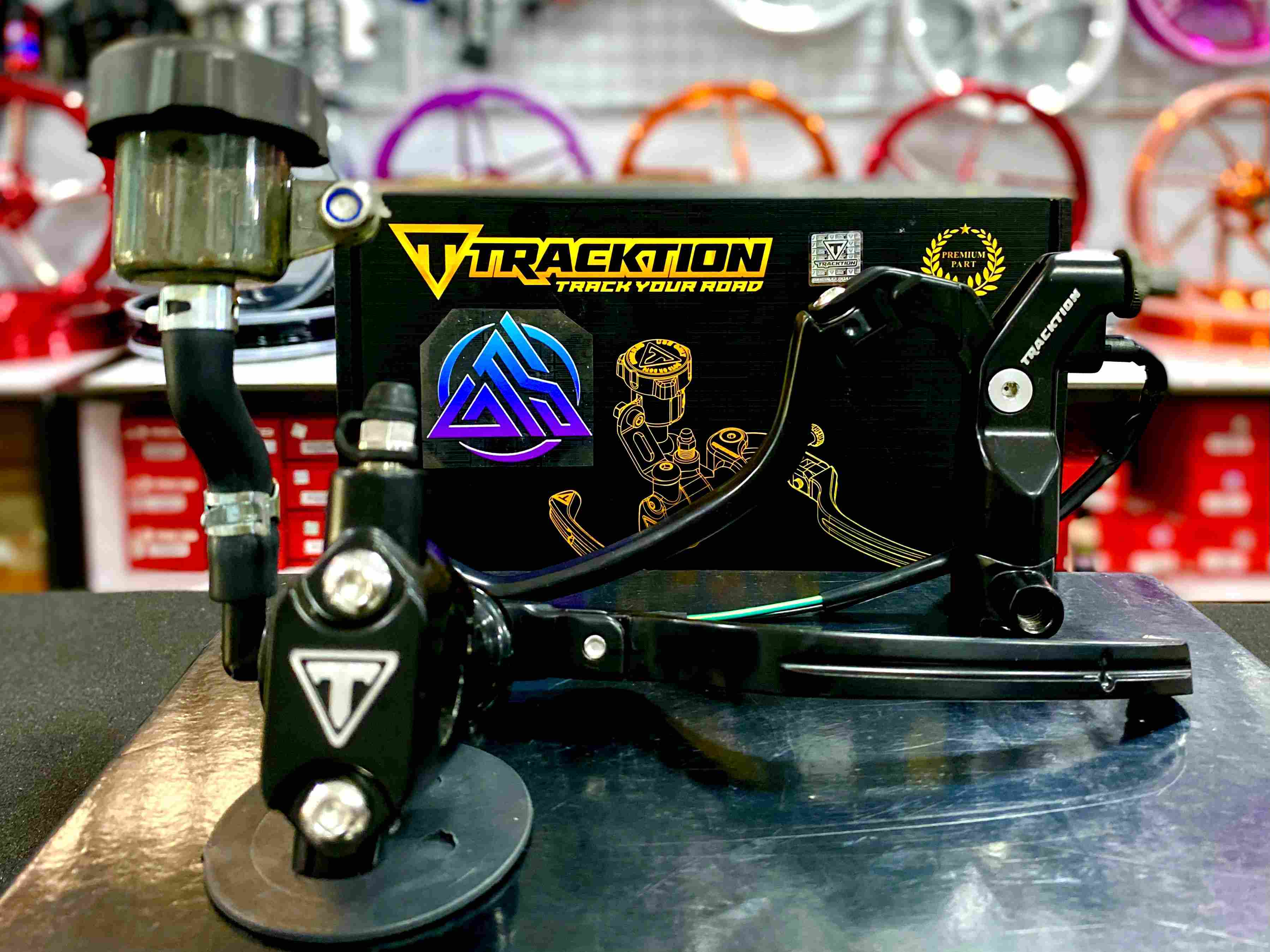 MASTER REM TRACKTION TABUNG - BLACK